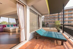 Lantana Pattaya Hotel & Resort