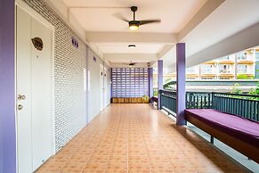 Lantana Pattaya Hotel & Resort