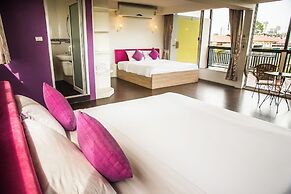 Lantana Pattaya Hotel & Resort