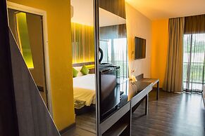 Lantana Pattaya Hotel & Resort