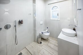 Smy Mediterranean White Santorini