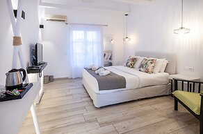 Smy Mediterranean White Santorini