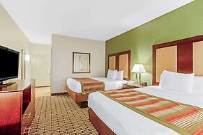 La Quinta Inn & Suites by Wyndham Lancaster