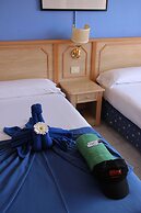 Apartamentos Marola Park