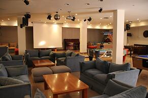 Apartamentos Marola Park