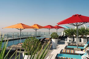 ANDAZ CAPITAL GATE ABU DHABI, BY HYATT
