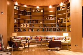 ANDAZ CAPITAL GATE ABU DHABI, BY HYATT