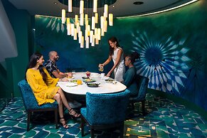 ANDAZ CAPITAL GATE ABU DHABI, BY HYATT