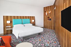 ANDAZ CAPITAL GATE ABU DHABI, BY HYATT