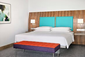 ANDAZ CAPITAL GATE ABU DHABI, BY HYATT