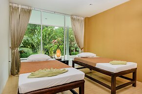 L'esprit de Naiyang Beach Resort