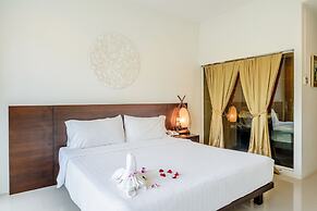 L'esprit de Naiyang Beach Resort