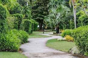 L'esprit de Naiyang Beach Resort