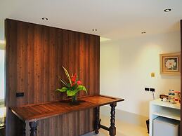 L'esprit de Naiyang Beach Resort