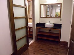 The Tudor Arms Hotel Cleveland - a DoubleTree by Hilton