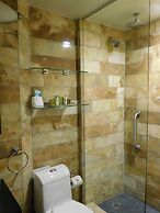 The Tudor Arms Hotel Cleveland - a DoubleTree by Hilton