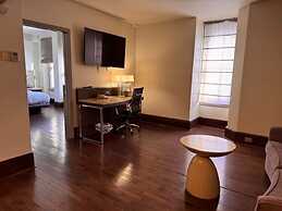 The Tudor Arms Hotel Cleveland - a DoubleTree by Hilton