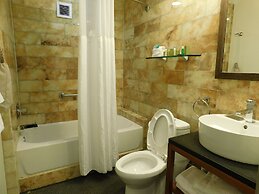 The Tudor Arms Hotel Cleveland - a DoubleTree by Hilton