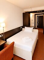 Hotel Eurovil - Beach & pool