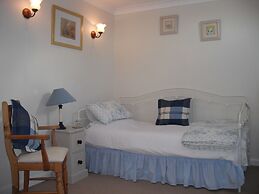 East Hook Farm & Country House