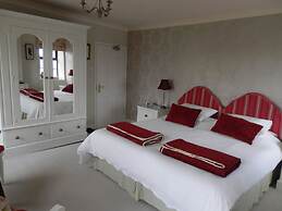 East Hook Farm & Country House