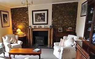 East Hook Farm & Country House