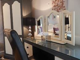 East Hook Farm & Country House