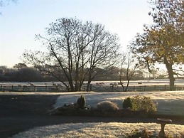 East Hook Farm & Country House