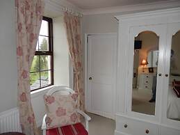 East Hook Farm & Country House