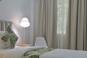 Grand Blue Beach Hotel