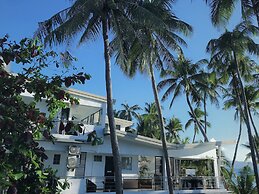 Grand Blue Beach Hotel