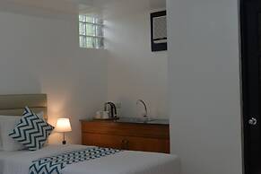 Grand Blue Beach Hotel