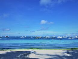 Grand Blue Beach Hotel