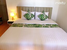 Grand Blue Beach Hotel