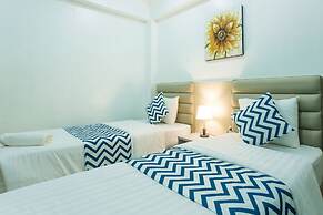 Grand Blue Beach Hotel