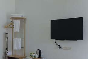 Grand Blue Beach Hotel