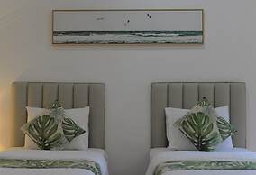 Grand Blue Beach Hotel