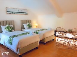 Grand Blue Beach Hotel