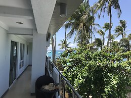 Grand Blue Beach Hotel