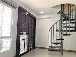 Grand Blue Beach Hotel