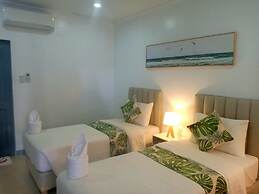 Grand Blue Beach Hotel