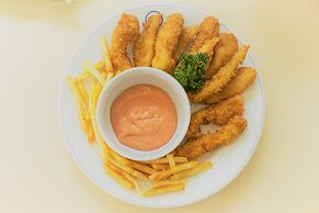 Grand Blue Beach Hotel