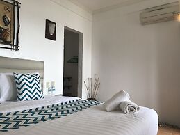 Grand Blue Beach Hotel