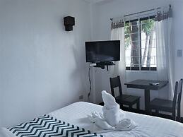 Grand Blue Beach Hotel