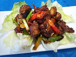 Grand Blue Beach Hotel