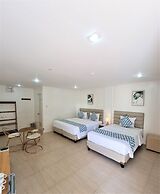 Grand Blue Beach Hotel