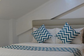 Grand Blue Beach Hotel