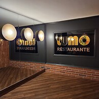 Hotel Reina Isabel