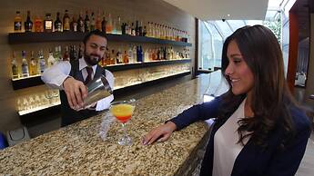 Hotel Reina Isabel