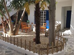 Free Sun Rooms and Apartments